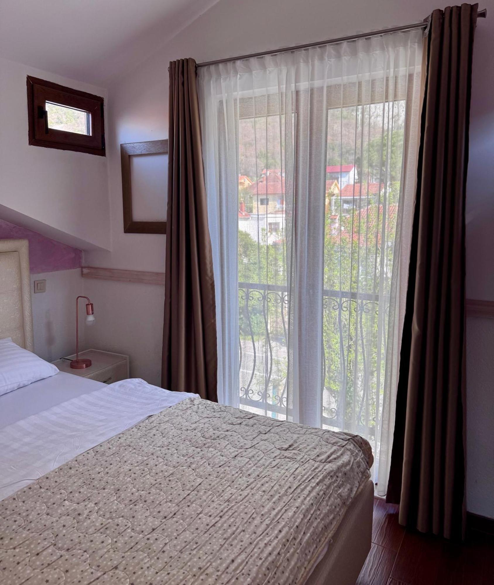 Bocche Di Cattaro Apartments Ngoại thất bức ảnh